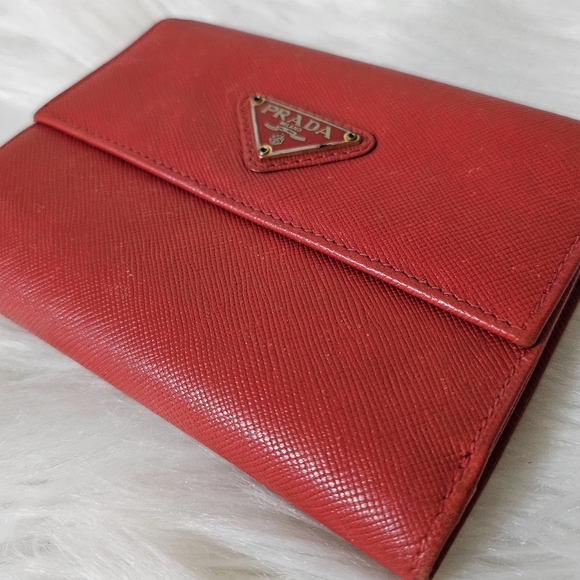 ❌SOLD❌ ♥️ Prada Wallet ♥️ - Picture 11 of 14